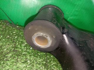 Рычаг правый передний SUZUKI WAGON R MH44S R06A-T 45201-85K10 3 ракурс