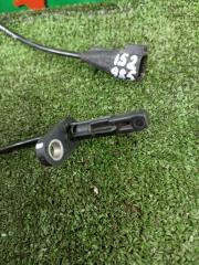 Датчик abs левый передний TESLA MODEL 3 5YJ3 3D1 1188761-00-A 2 ракурс Датчик abs левый передний TESLA MODEL 3 5YJ3 3D1 1188761-00-A 2 ракурс