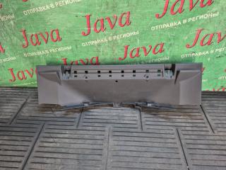 Запчасть накладка замка багажника задняя FORD EXPLORER 2013