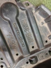 Подкрылок правый передний TOYOTA COROLLA ZWE211 2ZR-FXE 53895-12020 3 ракурс Подкрылок правый передний TOYOTA COROLLA ZWE211 2ZR-FXE 53895-12020 3 ракурс