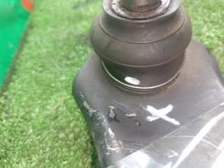 Рычаг правый передний SUZUKI WAGON R MH23S K6A-T 45201-85K10 3 ракурс