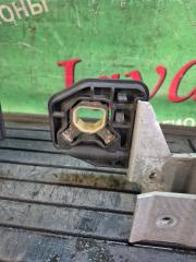 Крепление радиатора BMW 1-SERIES F20 N13B16A 3 ракурс Крепление радиатора BMW 1-SERIES F20 N13B16A 3 ракурс