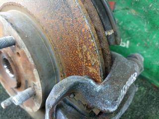 Ступица правая передняя HONDA STEPWGN RK1 R20A 2 ракурс