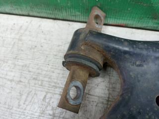 Рычаг правый передний HONDA STEPWGN RK2 R20A 51350-SZW-901 3 ракурс