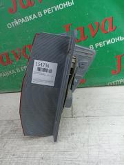 Стоп-сигнал левый задний TOYOTA ALPHARD MNH15 1MZ-FE 58-18 5 ракурс