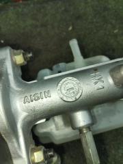 Главный тормозной передний TOYOTA CELSIOR UCF30 3UZ-FE 4 ракурс