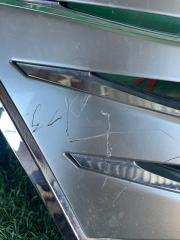 Решетка радиатора передняя LEXUS LS600HL UVF46 2UR-FSE 5 ракурс