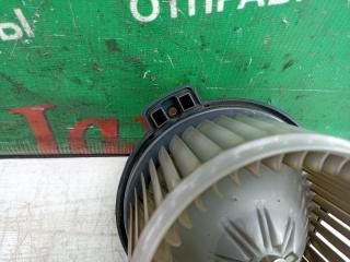 Мотор печки TOYOTA IST NCP65 1NZ-FE 3 ракурс