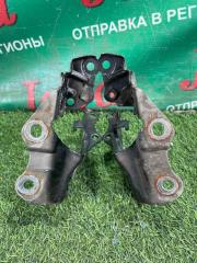 Петля капота передняя LEXUS GS460 URS190 1UR-FSE 3 ракурс