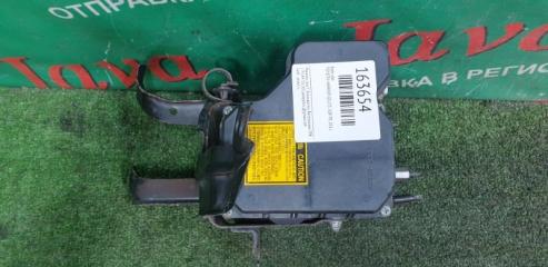 Блок abs TOYOTA HARRIER GSU35 2GR-FE 2 ракурс