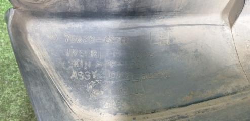 Брызговик левый задний TOYOTA LAND CRUISER UZJ100 2UZ-FE 76626-60150 3 ракурс Брызговик левый задний TOYOTA LAND CRUISER UZJ100 2UZ-FE 76626-60150 3 ракурс