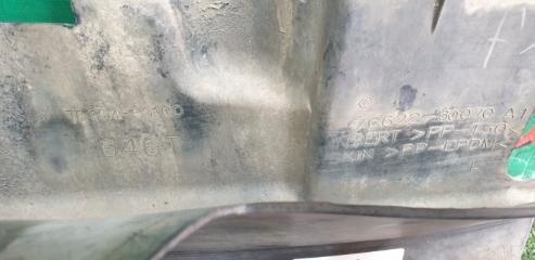 Брызговик правый передний TOYOTA LAND CRUISER UZJ100 2UZ-FE 76622-60070 3 ракурс