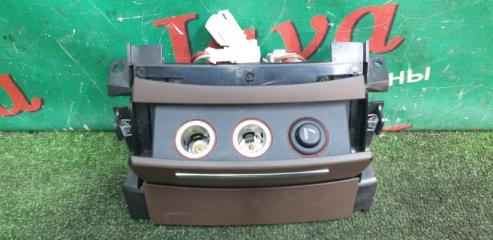 Прикуриватель задний AUDI A8 4H2 CEUA 4H0864051B 4 ракурс