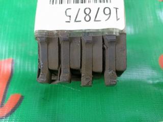 Колодки тормозные передние HONDA LIFE JC1 P07A 3 ракурс