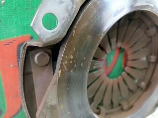 Маховик передний MITSUBISHI MINICAB U61T 3G83 4 ракурс Маховик передний MITSUBISHI MINICAB U61T 3G83 4 ракурс