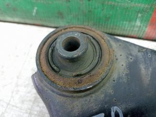 Рычаг правый передний VOLVO V70 BW56 B5254T 3 ракурс