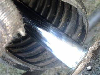 Стойка передняя SUBARU IMPREZA GF2 EJ15 5 ракурс Стойка передняя SUBARU IMPREZA GF2 EJ15 5 ракурс