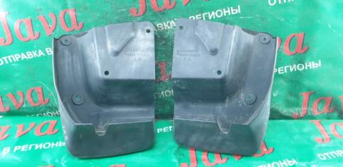 Брызговик задний TOYOTA HIACE 2015