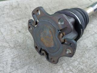 Привод правый передний AUDI A6 4F2 BDW 4F0407272H 5 ракурс Привод правый передний AUDI A6 4F2 BDW 4F0407272H 5 ракурс