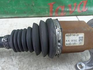 Привод правый передний HONDA JADE FR4 LEB 3 ракурс