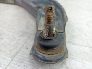 Рычаг правый передний NISSAN CUBE AZ10 CGA3DE 545002U001 4 ракурс