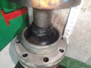 Кардан задний JEEP WRANGLER JK ERB P52123914AA 2 ракурс Кардан задний JEEP WRANGLER JK ERB P52123914AA 2 ракурс