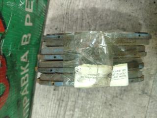 Колодки тормозные передние HONDA STREAM RN6 R18A 06450-S7A-E00 2 ракурс