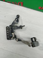 Датчик контроля высоты задний NISSAN FUGA PY50 VQ35HR 53820EG000 3 ракурс