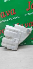 Бачок омывателя MITSUBISHI CANTER FEB80 4P10 1 ракурс Бачок омывателя MITSUBISHI CANTER FEB80 4P10 1 ракурс