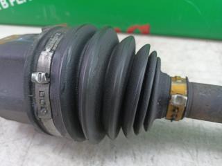Привод правый передний SUBARU IMPREZA WRX STI GRB EJ207 3 ракурс Привод правый передний SUBARU IMPREZA WRX STI GRB EJ207 3 ракурс