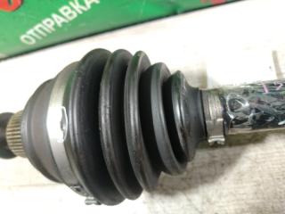 Привод правый передний AUDI A4 8K2 CDHB 8K0407271Q 4 ракурс