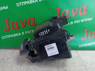 Корпус воздушного фильтра передний TOYOTA AQUA NHP10 1NZ-FXE 1 ракурс