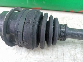 Привод правый передний TOYOTA ROOMY M900A 1KR-FE 2 ракурс Привод правый передний TOYOTA ROOMY M900A 1KR-FE 2 ракурс