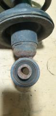 Стойка правая задняя TOYOTA CROWN GRS214 2GR-FSE 4 ракурс