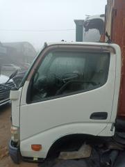 Кабина передняя TOYOTA DYNA XZU605 N04C-UN 2 ракурс