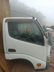 Кабина передняя TOYOTA DYNA XZU605 N04C-UN 4 ракурс