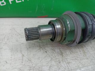 Привод правый передний TOYOTA ROOMY M900A 1KR-FE 4 ракурс Привод правый передний TOYOTA ROOMY M900A 1KR-FE 4 ракурс