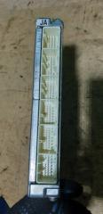 Блок efi LEXUS IS350 GSE31 2GR-FSE 89661-53N00 4 ракурс