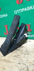 Педаль газа MERCEDES-BENZ C-CLASS W205 M274DE20AL A2053000004 1 ракурс