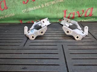 Петля капота передняя LEXUS IS350 GSE31 2GR-FSE 3 ракурс