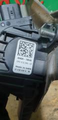 Педаль газа SUZUKI JIMNY JB64W R06A 49400-78R40 2 ракурс Педаль газа SUZUKI JIMNY JB64W R06A 49400-78R40 2 ракурс
