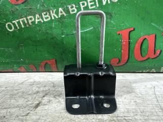 Замок капота BMW X3 F25 N47D20C 2 ракурс