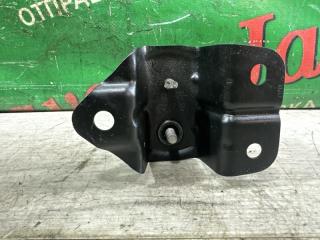 Замок капота BMW X3 F25 N47D20C 4 ракурс