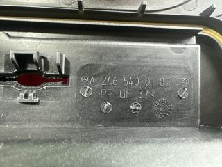 Блок предохранителей MERCEDES-BENZ CLA-Class C117 M270DE16AL A2465400182 5 ракурс