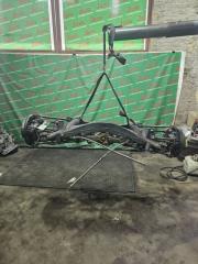 Балка задняя TOYOTA CROWN MAJESTA UZS186 3UZ-FE 5 ракурс Балка задняя TOYOTA CROWN MAJESTA UZS186 3UZ-FE 5 ракурс