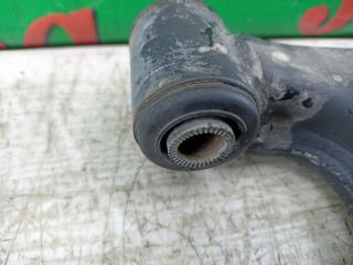 Рычаг правый передний TOYOTA COROLLA FIELDER NZE144 1NZ-FE 48068-12290 3 ракурс