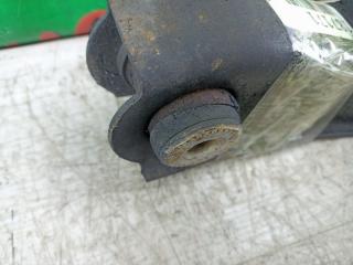 Рычаг правый передний TOYOTA LITE ACE CR27 2C 3 ракурс