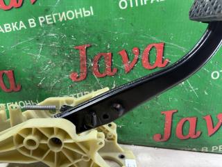 Педаль тормоза BMW X3 F25 N47D20C 3 ракурс Педаль тормоза BMW X3 F25 N47D20C 3 ракурс