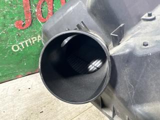 Корпус воздушного фильтра TOYOTA PRONARD MCX20 1MZ-FE 5 ракурс
