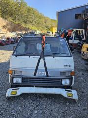 Кабина передняя TOYOTA HIACE LH80 2L 1 ракурс